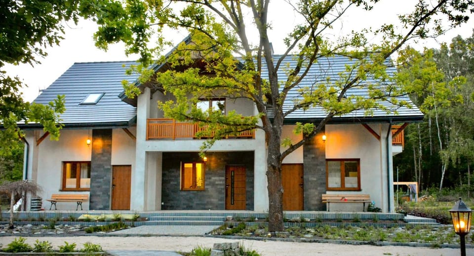 Property building, Spring