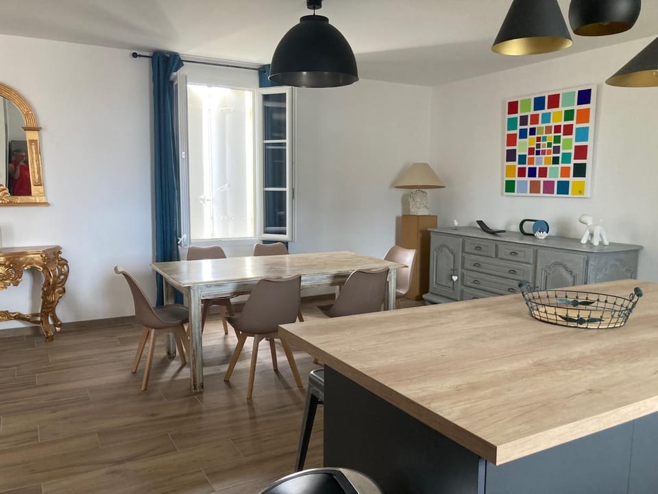 L'Appartement du Comptoir Apartment in Nouvelle-Aquitaine