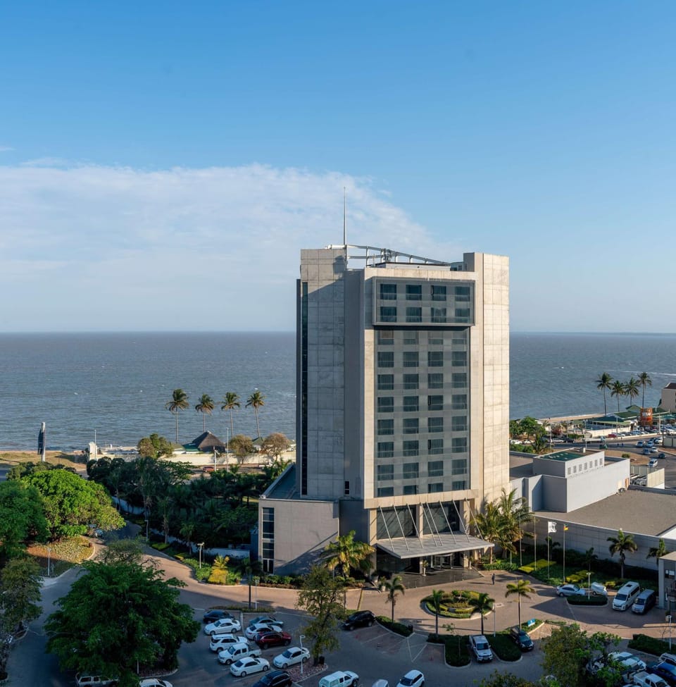 Property building, Natural landscape, On site, Sea view, Location