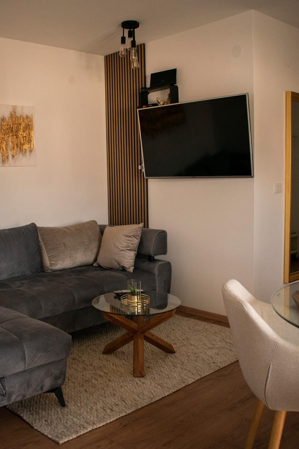 Communal lounge/ TV room, TV and multimedia, Living room