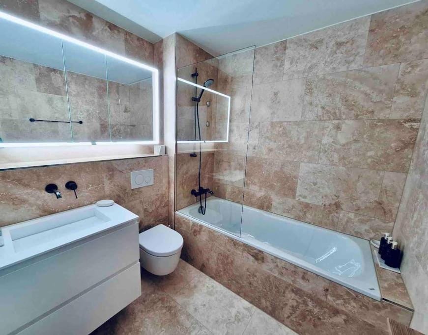 Modern LAAX apt Swimming Pools Wellness and Tennis Apartment in Canton of Grisons