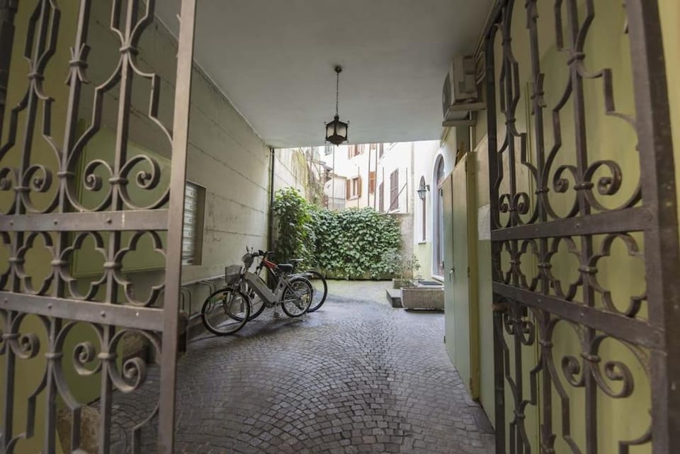 Peler, stylish apartment with garage Apartment in Riva del Garda