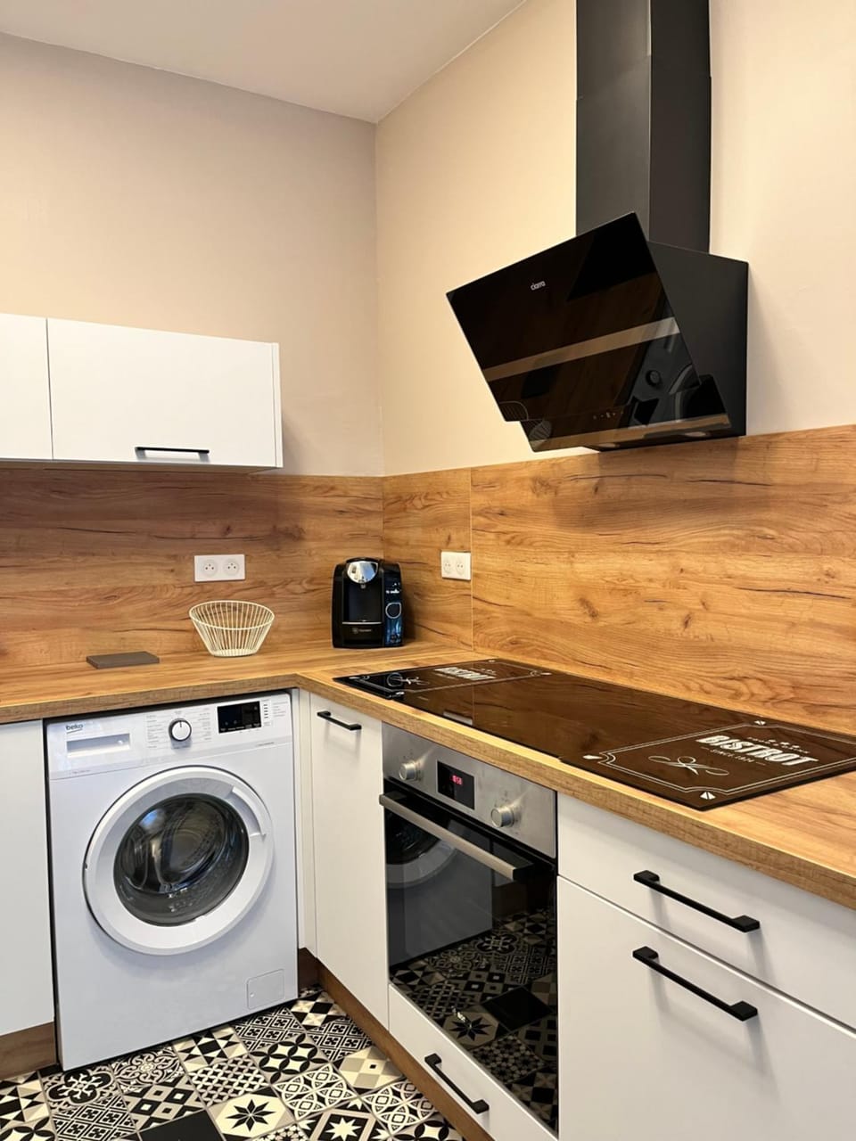 oven, stove, toaster, washing machine
