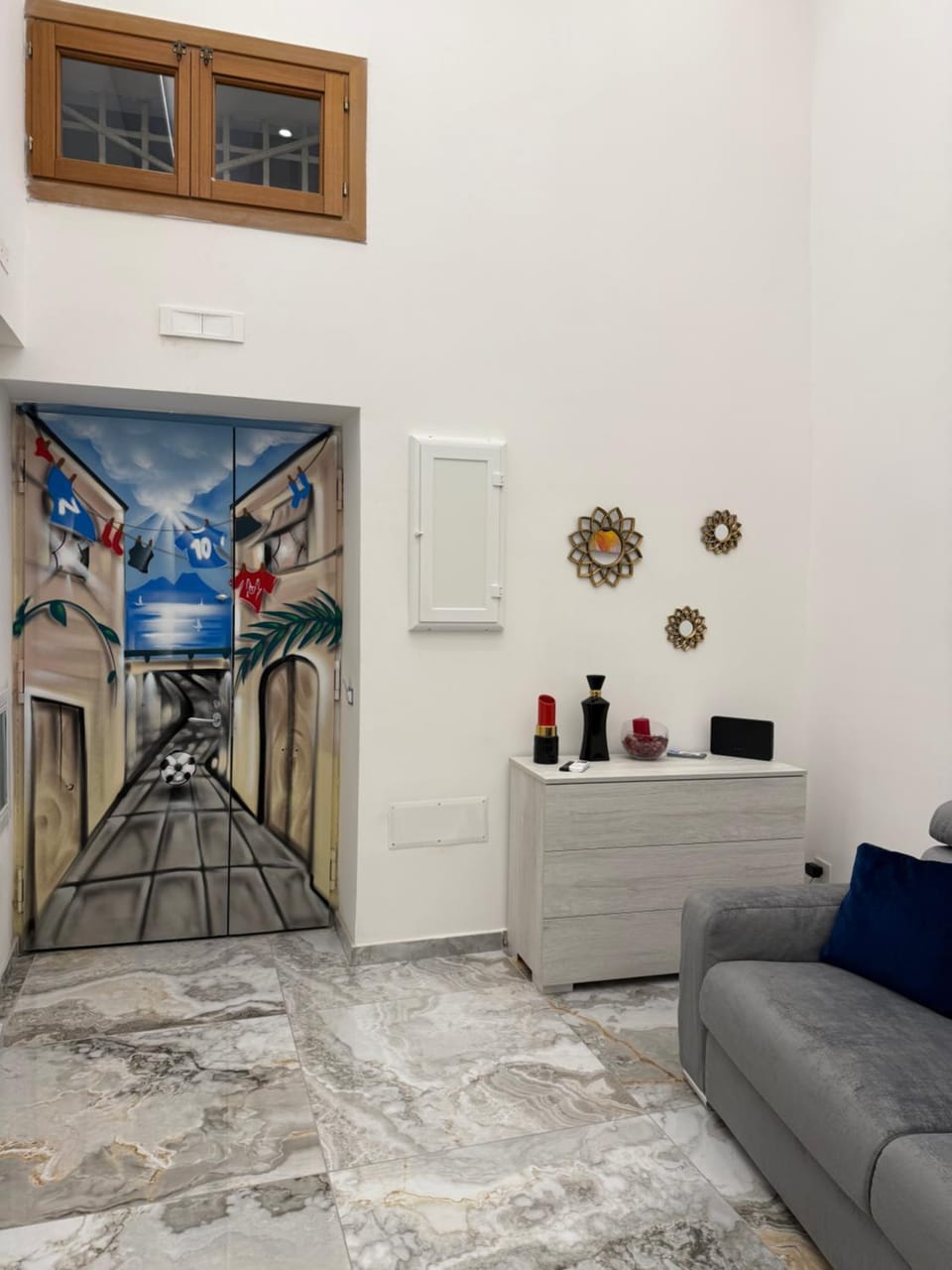 TV and multimedia, Living room, Seating area, air conditioner