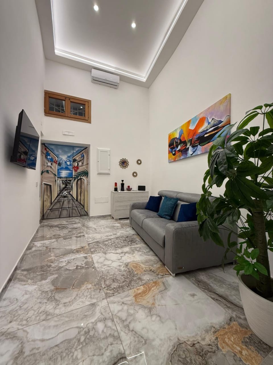 TV and multimedia, Living room, Seating area, Evening entertainment, air conditioner