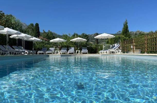Pool view, Swimming pool