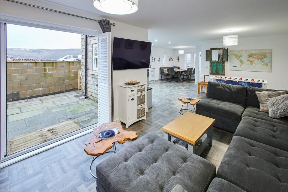 TV and multimedia, Living room, Seating area