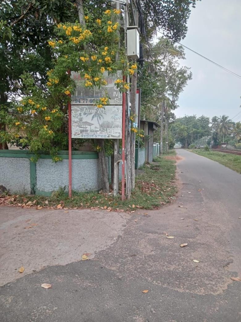 Villa Paradiso Apartment hotel in Wadduwa
