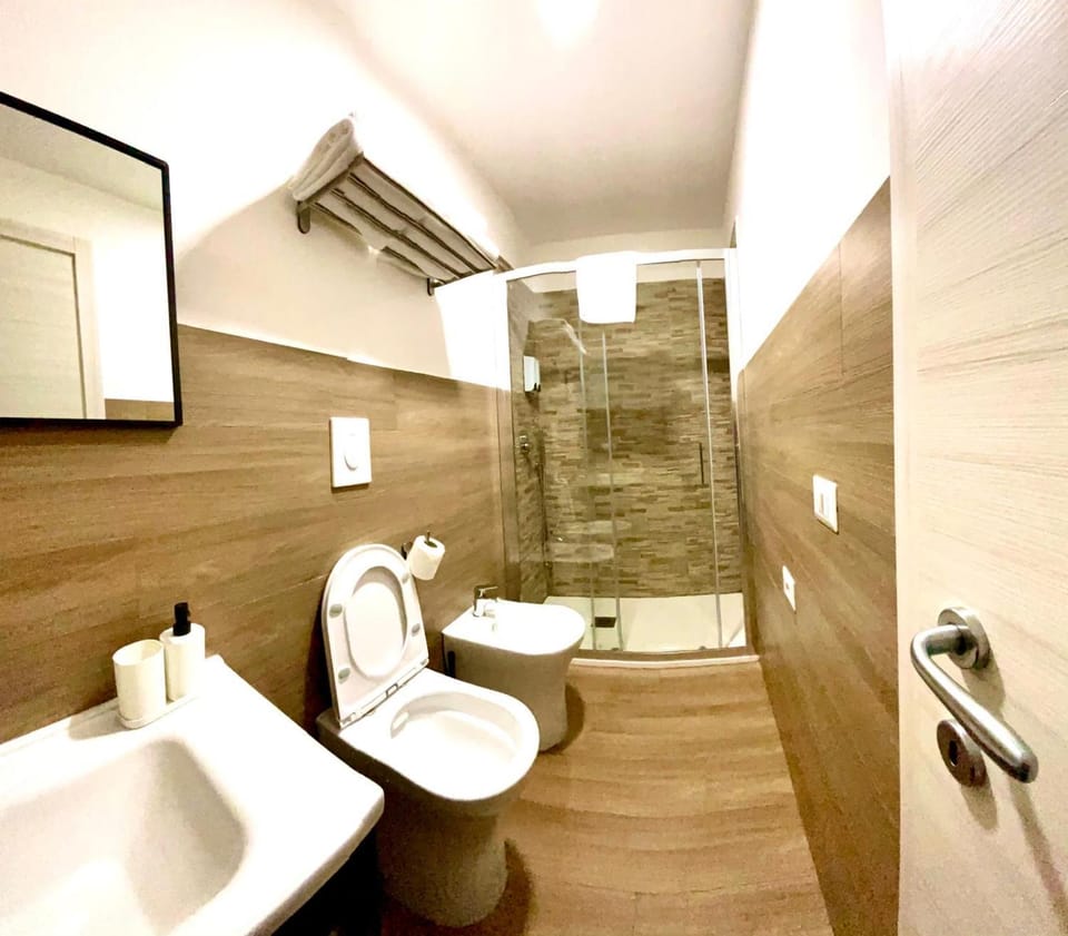 Shower, Toilet, Bathroom, bidet