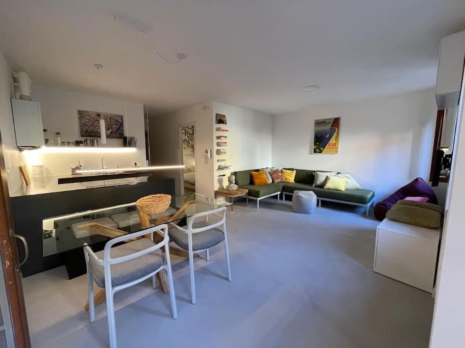 Oliva, stylish apartment with garage Apartment in Riva del Garda