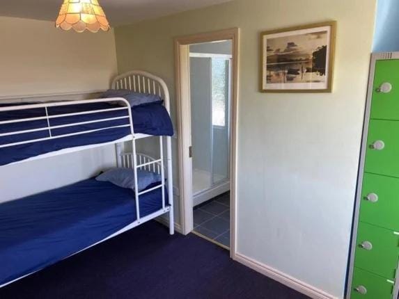 Seaview Lodge Hostel in County Galway