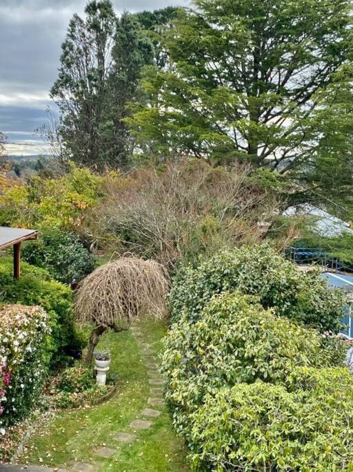 French Boutique Loft Apartment at Chapmans with Breakfast & Pets Apartment in Moss Vale