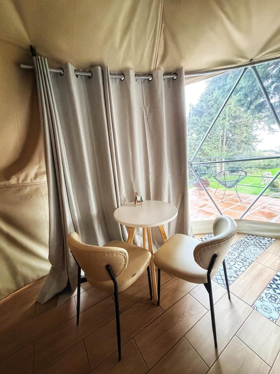 Green Noise Glamping Luxury tent in Alajuela Province