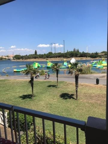 Résidence Amourêva,T2, vue LAGON, proche mer, parking, clim, piscine Apartment in Agde