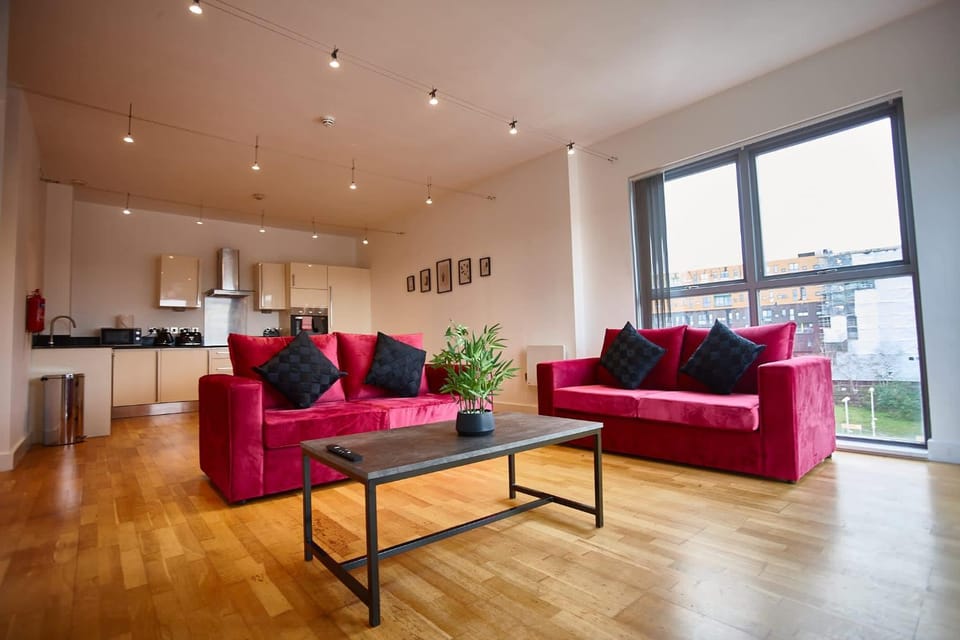 The Rose Quartz Suite Apartment in Manchester