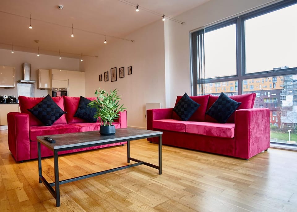 The Rose Quartz Suite Apartment in Manchester