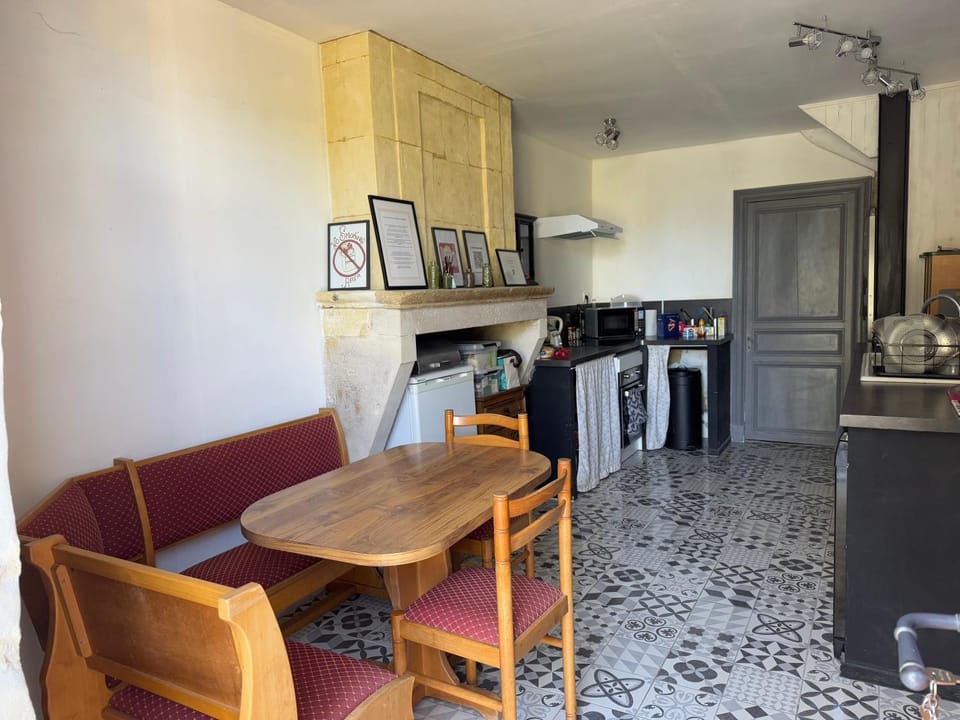 Chambre 3 Le Clos des Quatre Lieues Bed and Breakfast in Nouvelle-Aquitaine