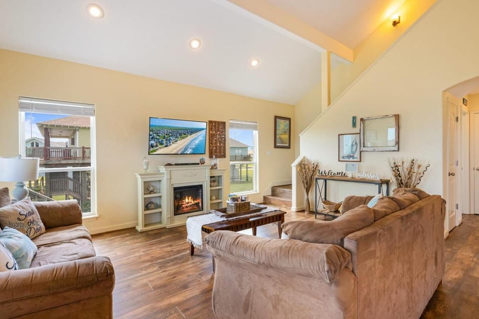 Lucky Gulf Getaway House in Bolivar Peninsula