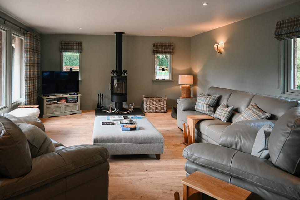 Communal lounge/ TV room