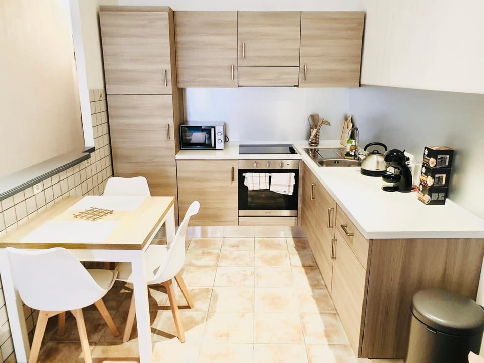 Grand Studio au Coeur de la Vieille Ville Clim Apartment in Menton