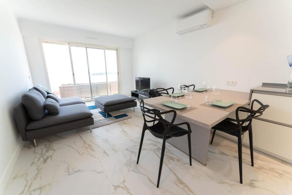 Magnifique appartement vue mer, piscine, garage Apartment in Cap-d'Ail