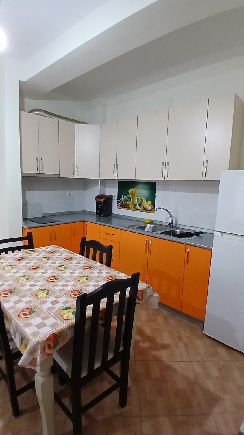 Aprtament for rent Apartment in Vlorë