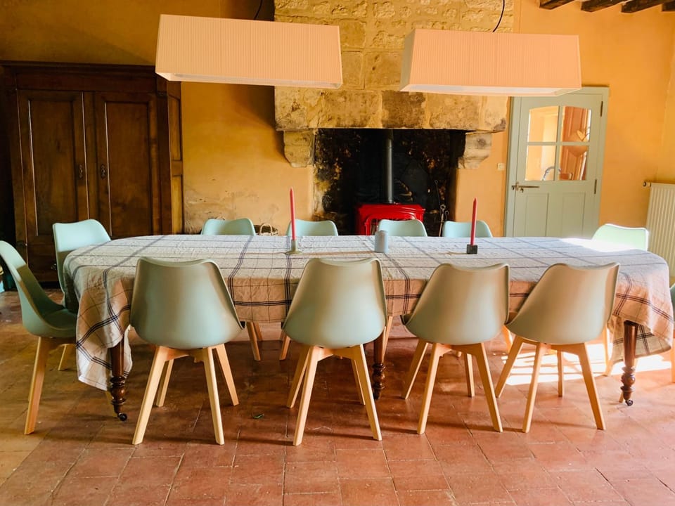 Banquet/Function facilities, Dining area