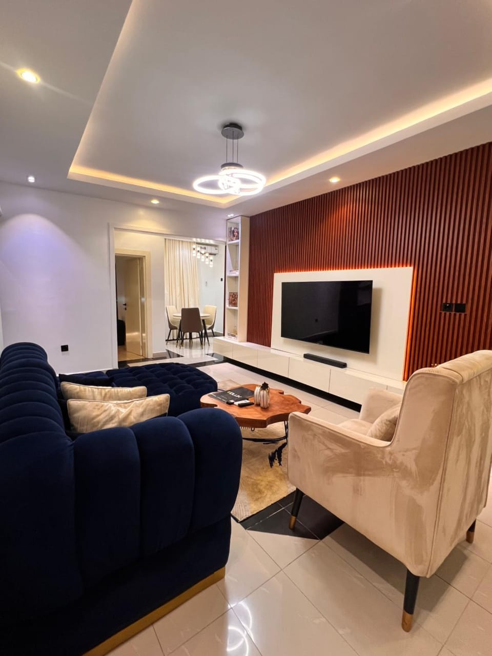 Communal lounge/ TV room, TV and multimedia, Living room, Seating area