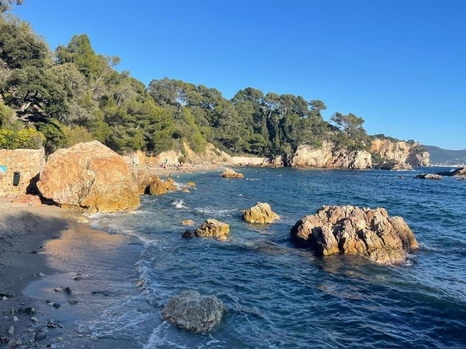 Maison Cap Brun Jardin Parking House in Toulon
