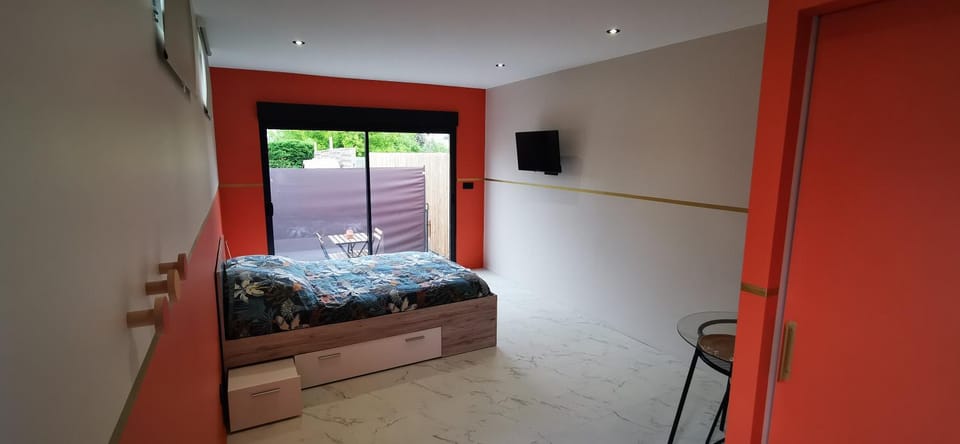 Chez Aurel et Nico. Apartment in Nouvelle-Aquitaine