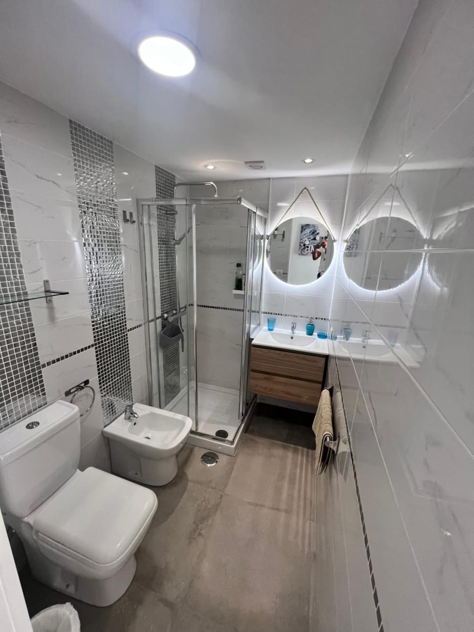 Shower, Bathroom