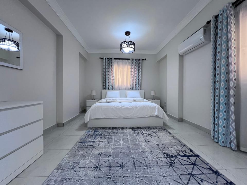Bed, Photo of the whole room, Bedroom, air conditioner