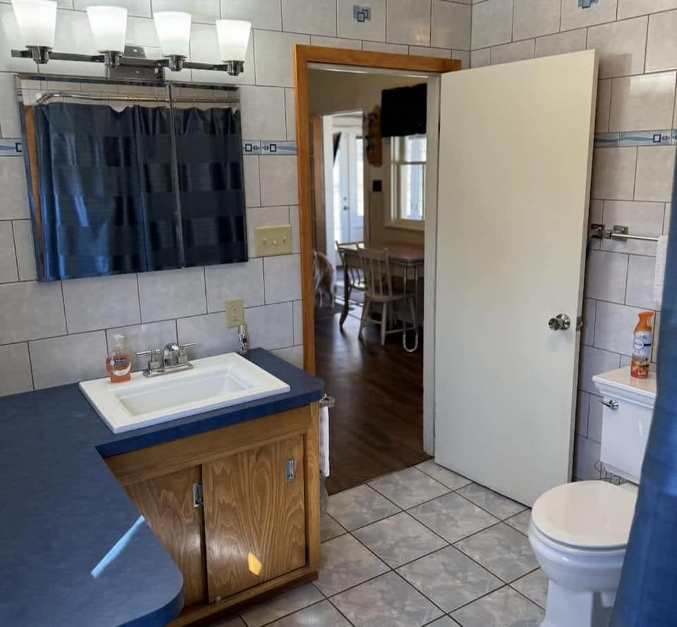 Bathroom, Bath