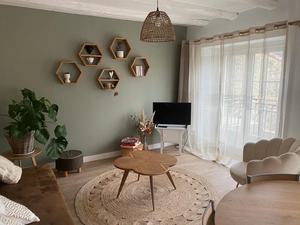 Maison 10km du puy du fou 50 m2 House in Pays de la Loire