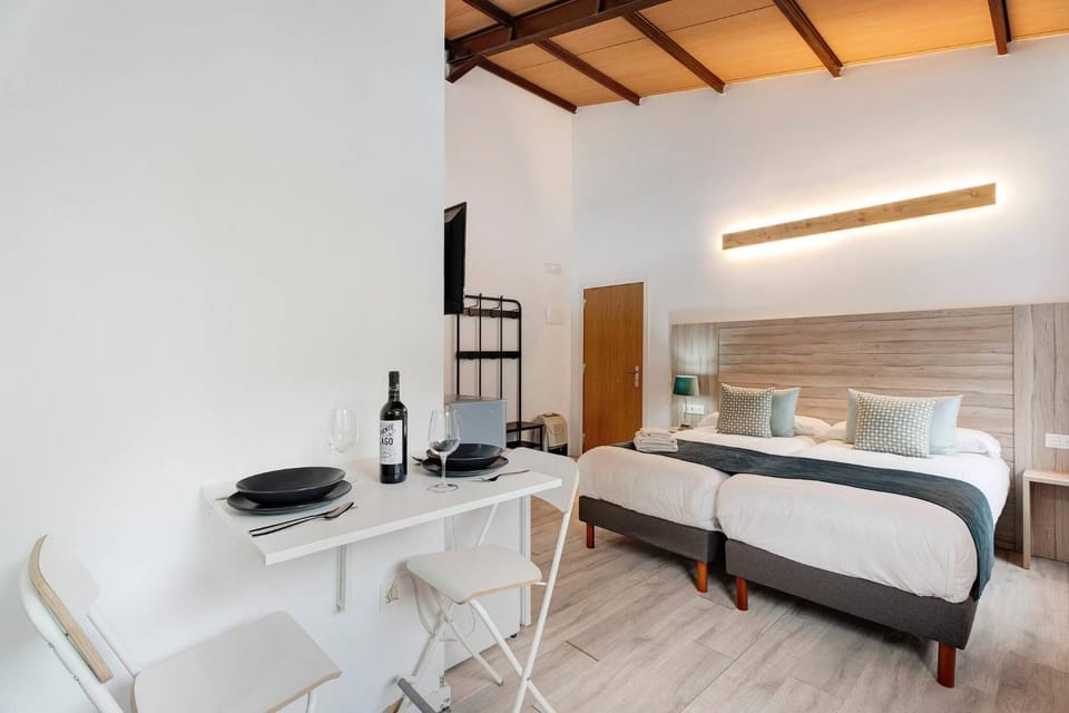 Seating area, Bedroom