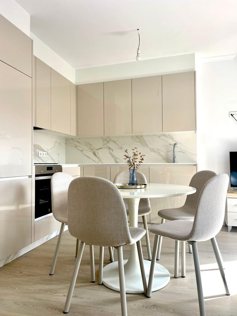 Piso en calle peatonal. Apartment in Galicia