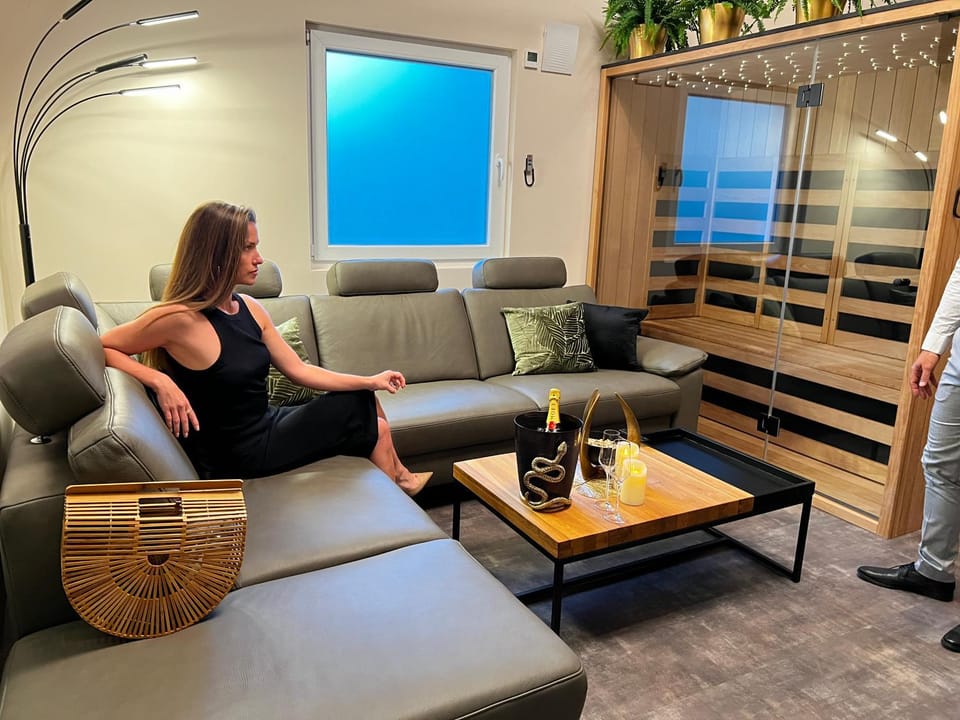 Seating area