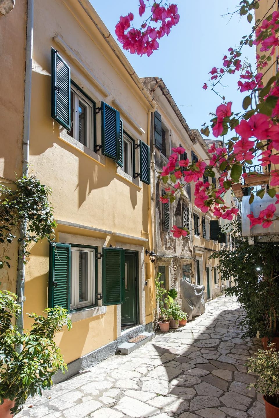 Property building, Neighbourhood, Street view