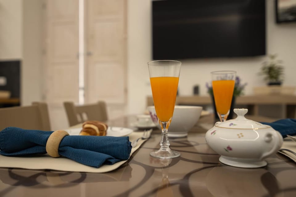 Food and drinks