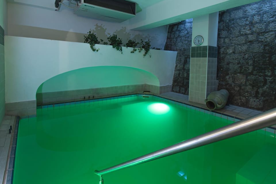 Victoria Park Resort Hotel in Forio