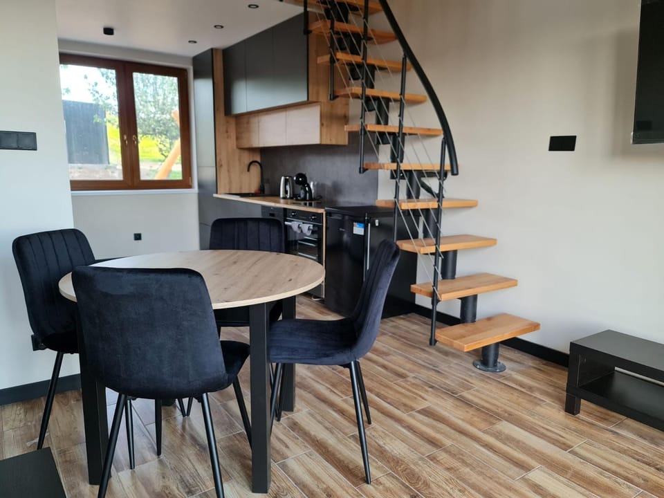 Kitchen or kitchenette, Living room, Dining area