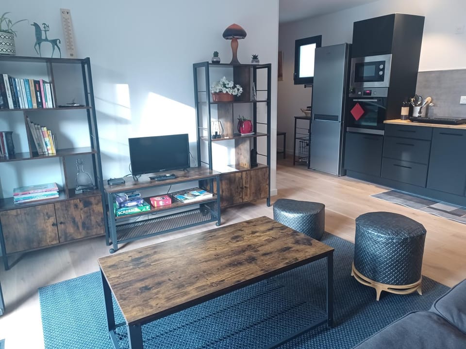 TV and multimedia, Living room, Seating area