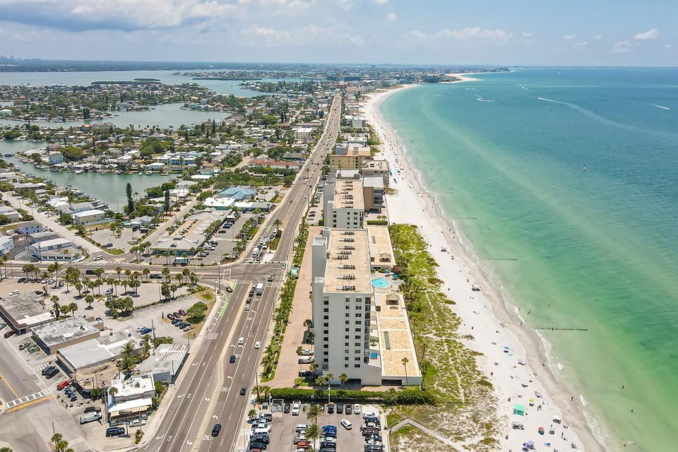 The Harbor 407 House in Madeira Beach