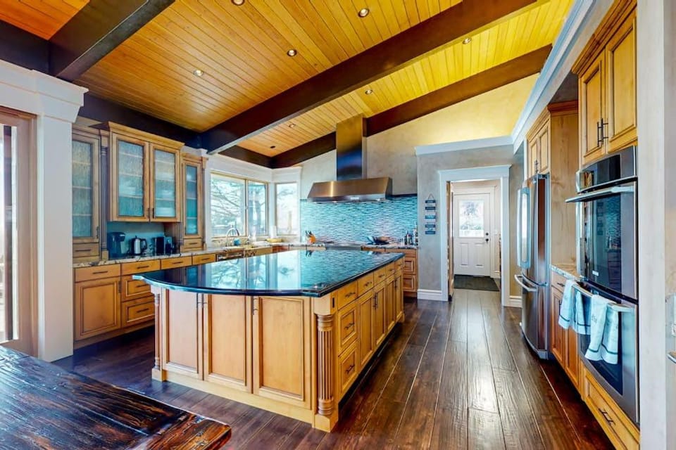 Oceanfront Dream Hideaway House in Gualala