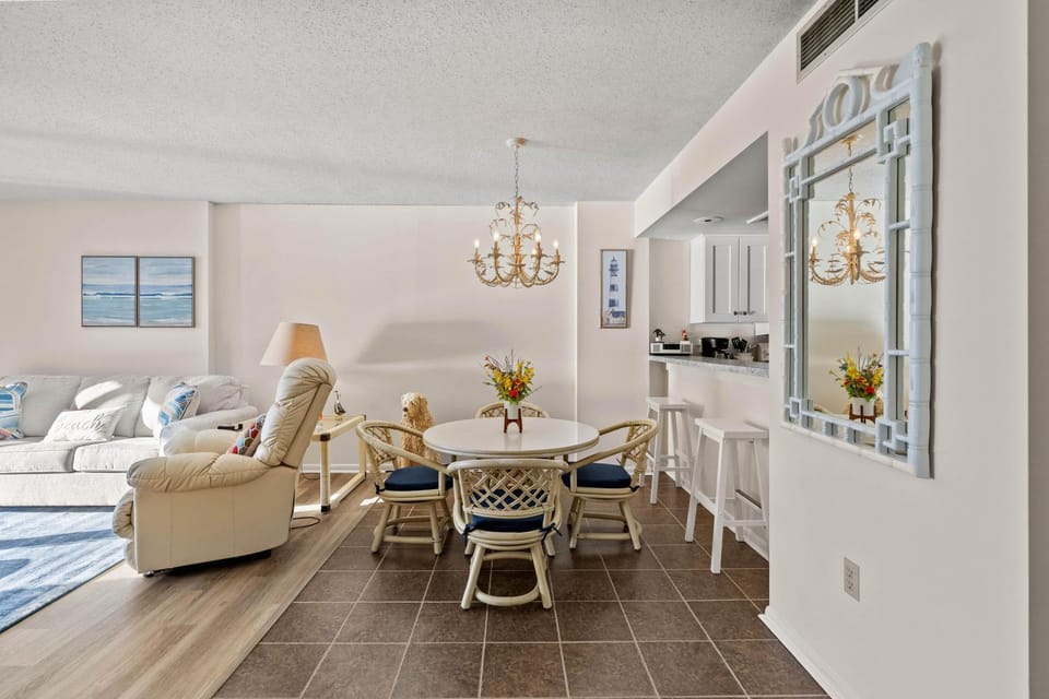 Arcadian II 11E - Oceanfront - Shore Drive Section House in South Carolina