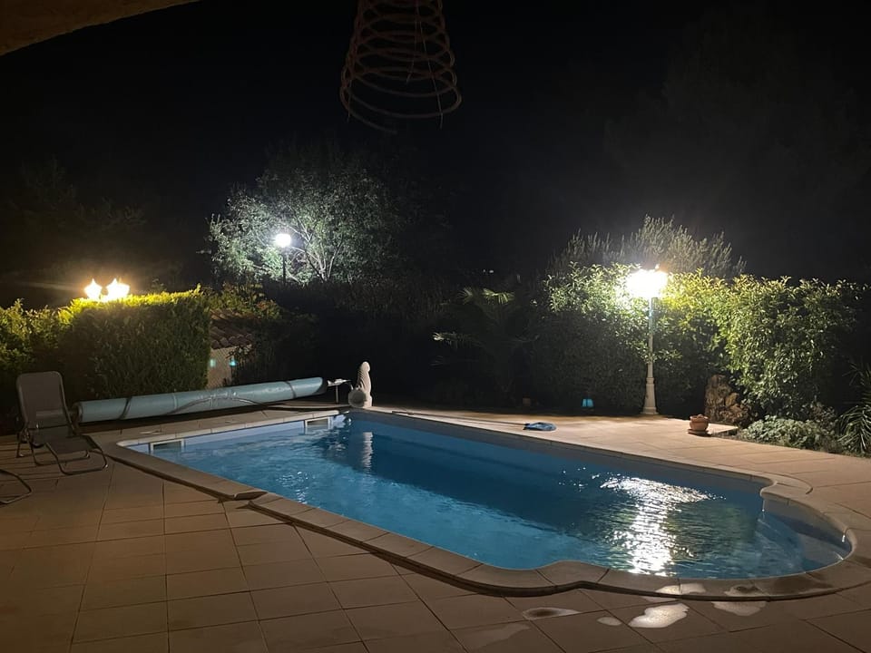 Night, Swimming pool