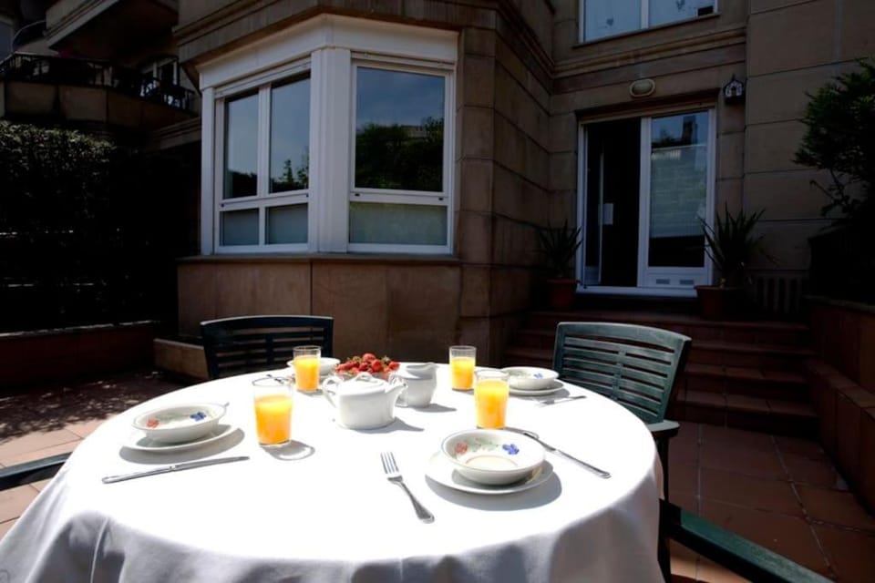 Luxury Ondaretta beach apartment with terrace Apartment in San Sebastian