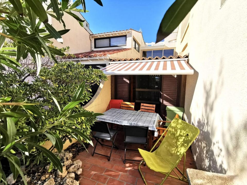 Résidence Maisons De La Mer 1 - Maisonnette en duplex avec vue sur mer pour 5 personnes. Réf: 1MM1_96 MAE-1691 Villa in Le Barcarès