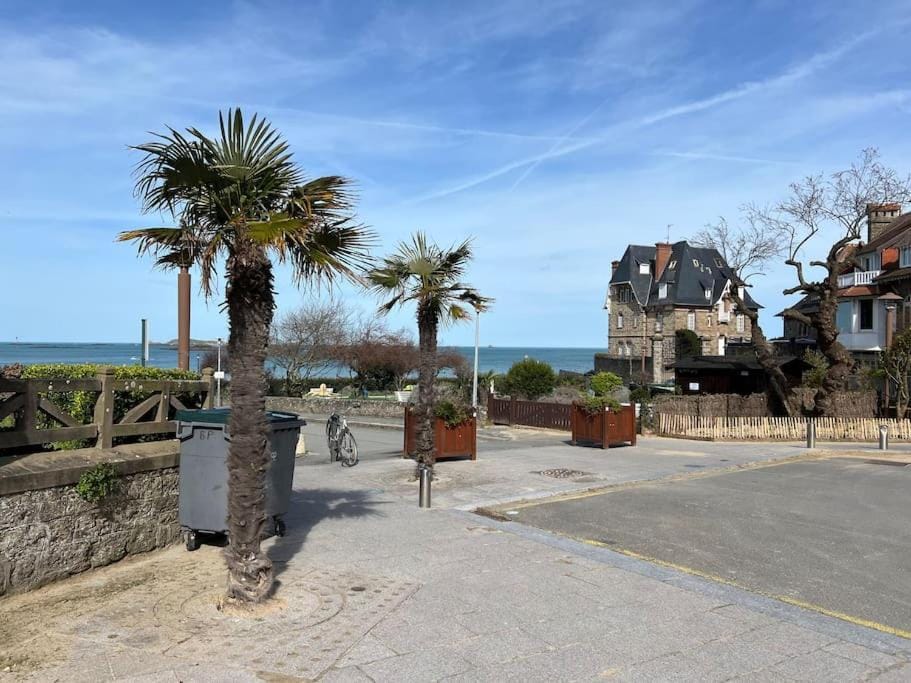 Nearby landmark, Natural landscape, Sea view