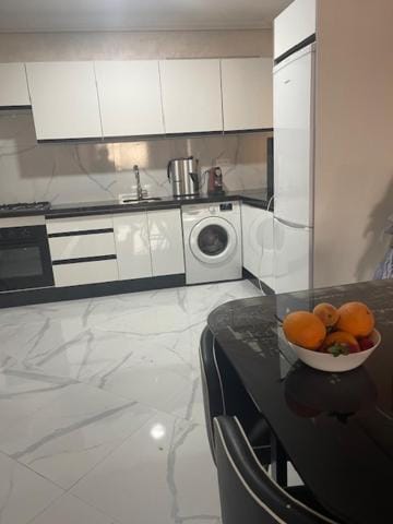 Kitchen or kitchenette, Food and drinks, minibar, pet friendly, toaster, washing machine